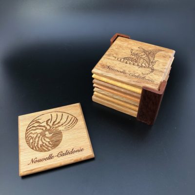 Dessous de verre "nautile" et support en bois calédonien