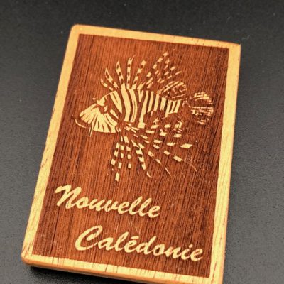 Magnet "rascasse" en bois calédonien