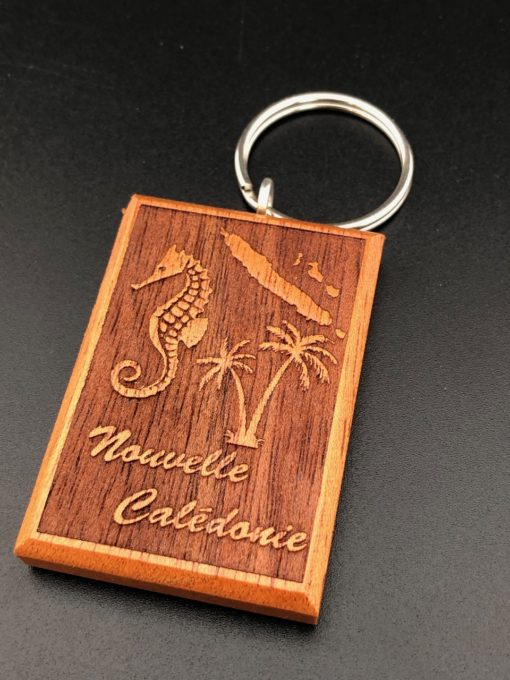 Porte-clés en bois "hippocampe et cocotier" - Laser Art Pacific
