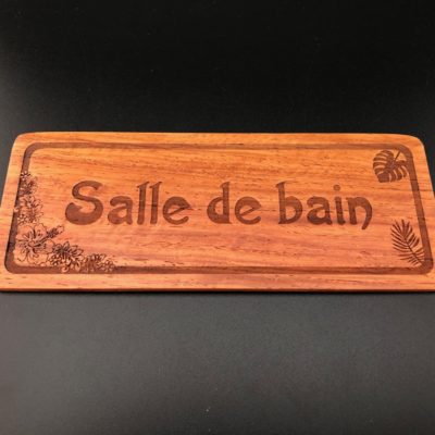 Plaque de porte "Salle de bain" en bois - Laser Art Pacific