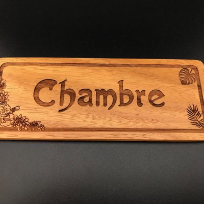 Plaque de porte "Chambre" en bois - Laser Art Pacific