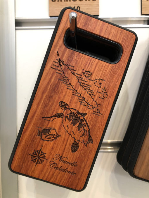 Coque de téléphone en bois personnalisée