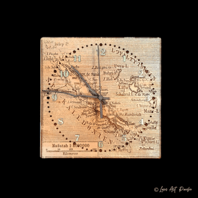 Horloge En Bois Local "Carte Nouvelle-Calédonie"