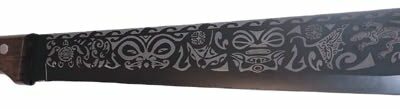 Sabre sculpté avec son étui – Laser Art Pacific